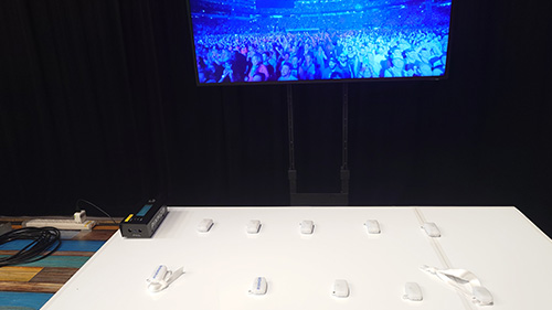 『第2回 フジテレビジュツ博』コマデン 光るリストバンド（PIXMOB）