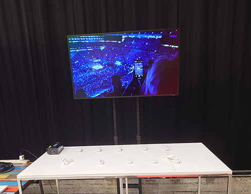 『第2回 フジテレビジュツ博』コマデン 光るリストバンド（PIXMOB）