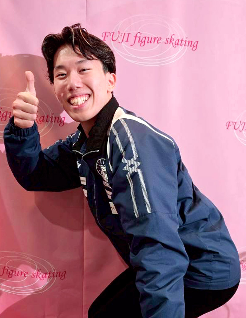 朝賀 俊太朗 Shuntaro ASAGA